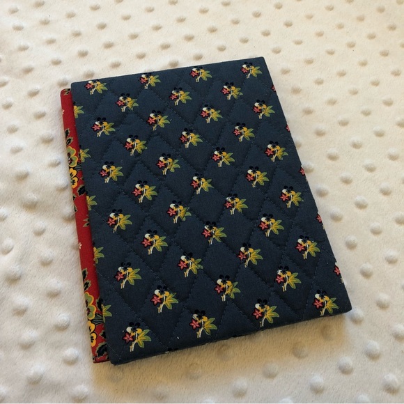 Vera Bradley Picture Frame - Picture 2 of 9